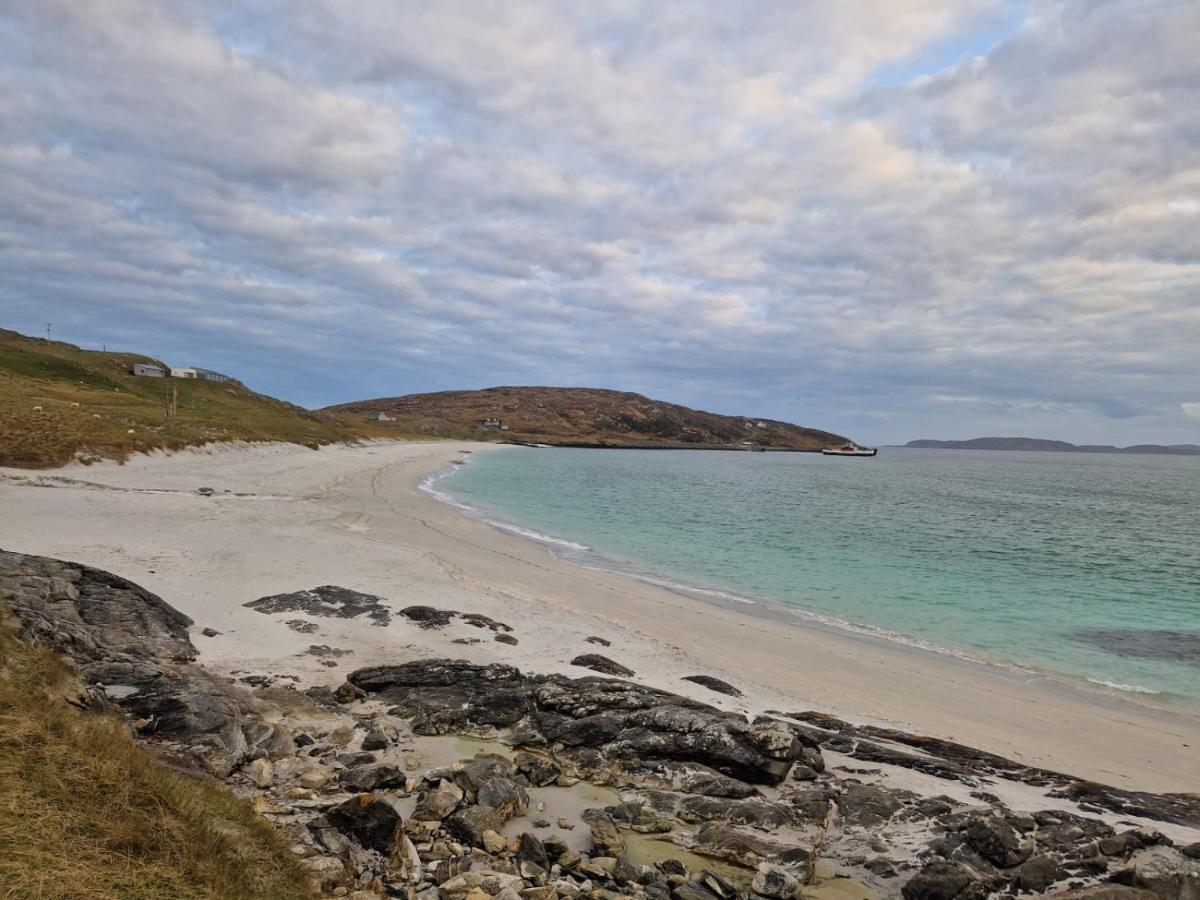 Pollachara Loch An Eilean Pod Isle Of South Uist 빌라 외부 사진