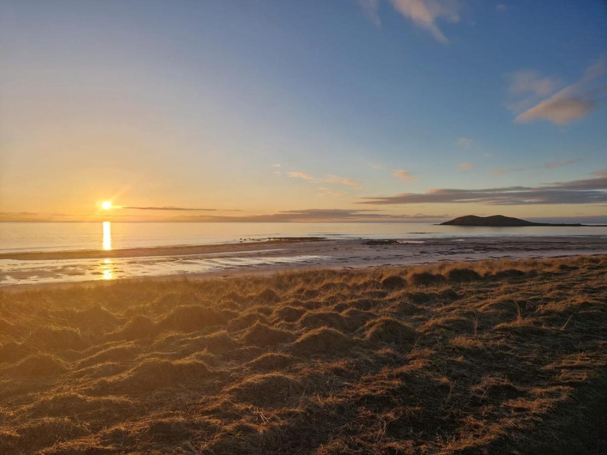 Pollachara Loch An Eilean Pod Isle Of South Uist 빌라 외부 사진