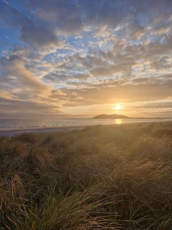 Pollachara Loch An Eilean Pod Isle Of South Uist 빌라 외부 사진